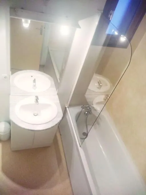公寓 T2 Confortable 31M2 Piscine Terrasse Vue Degagee Montagne Ignaux 法国